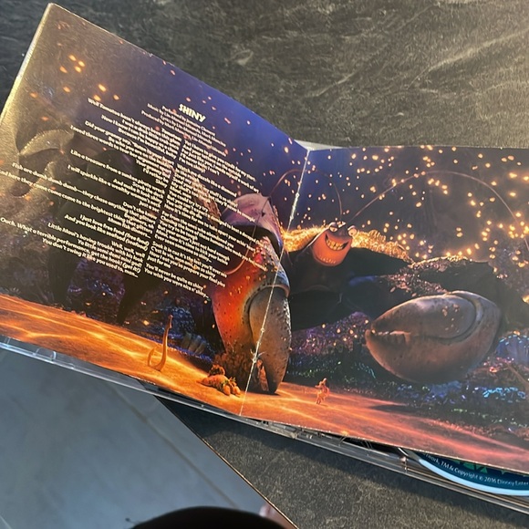 🔥 2/$25 - Moana cd - Picture 4 of 5